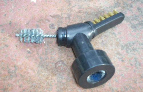 Attrezzo per batteria