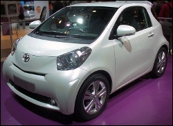 Toyota iQ